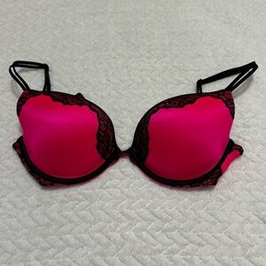Victoria’s Secret Very Sexy Push-Up Bra  Size 34D